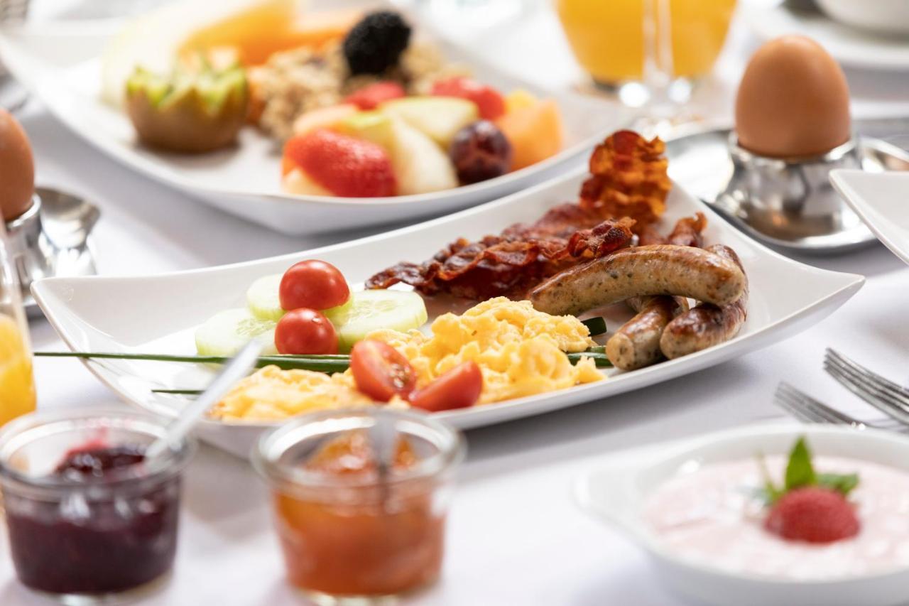 Vital Resort Muehl Bad Lauterberg Extérieur photo A typical breakfast